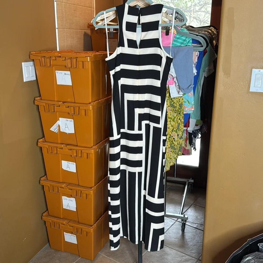 NWT Donna Morgan Black Cream Geometric Stripe Maxi Dress Sz 2 Sleeveless A-Line - Picture 9 of 12